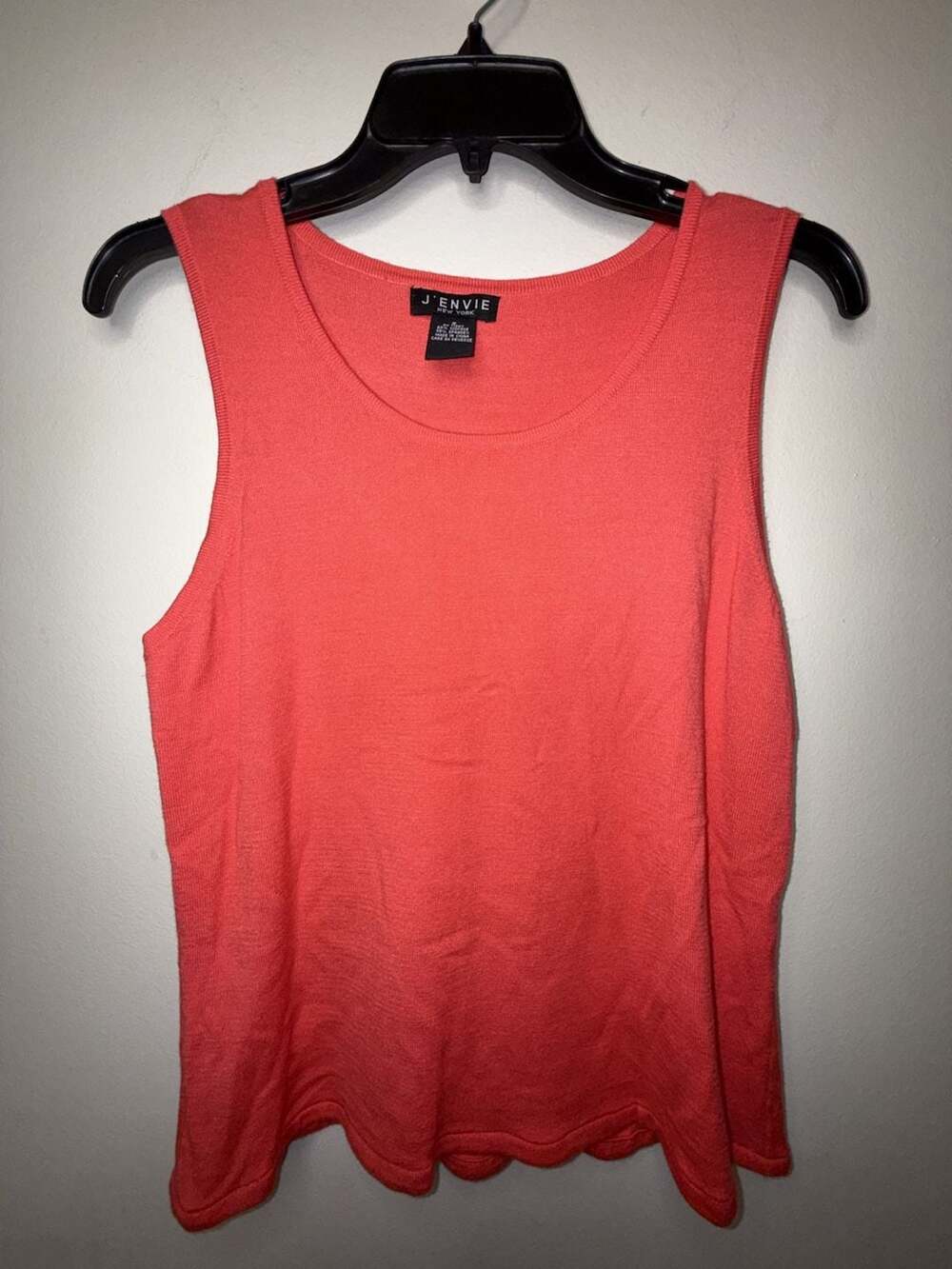 J'ENVIE New York Coral Knit Tank Top with Scalloped Hem